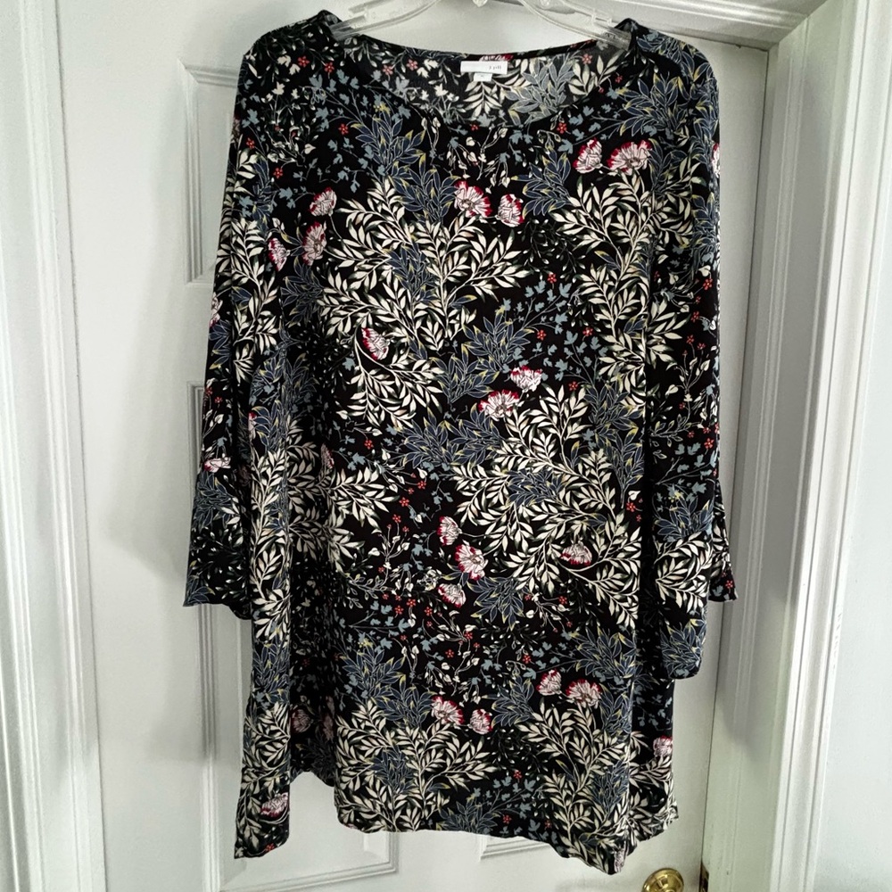J JILL women’s XL black floral tunic shirt blouse